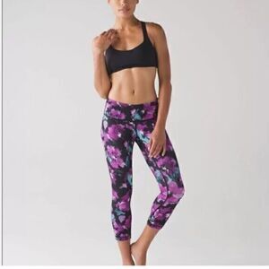 Lululemon Wunder Under 7/8 Leggings Womens Sz 4 Purple Floral Zip Pocket Pull On